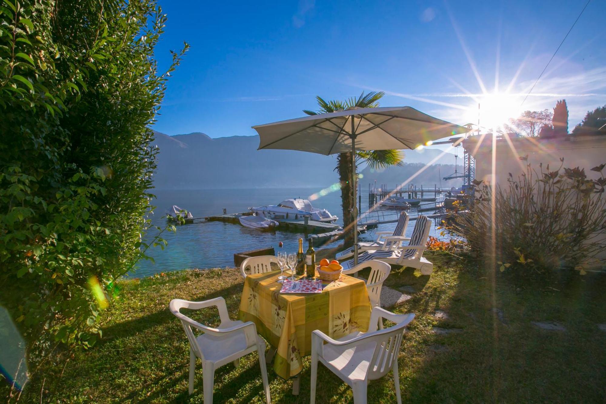 Casetta Al Lago Mezzegra Luaran gambar