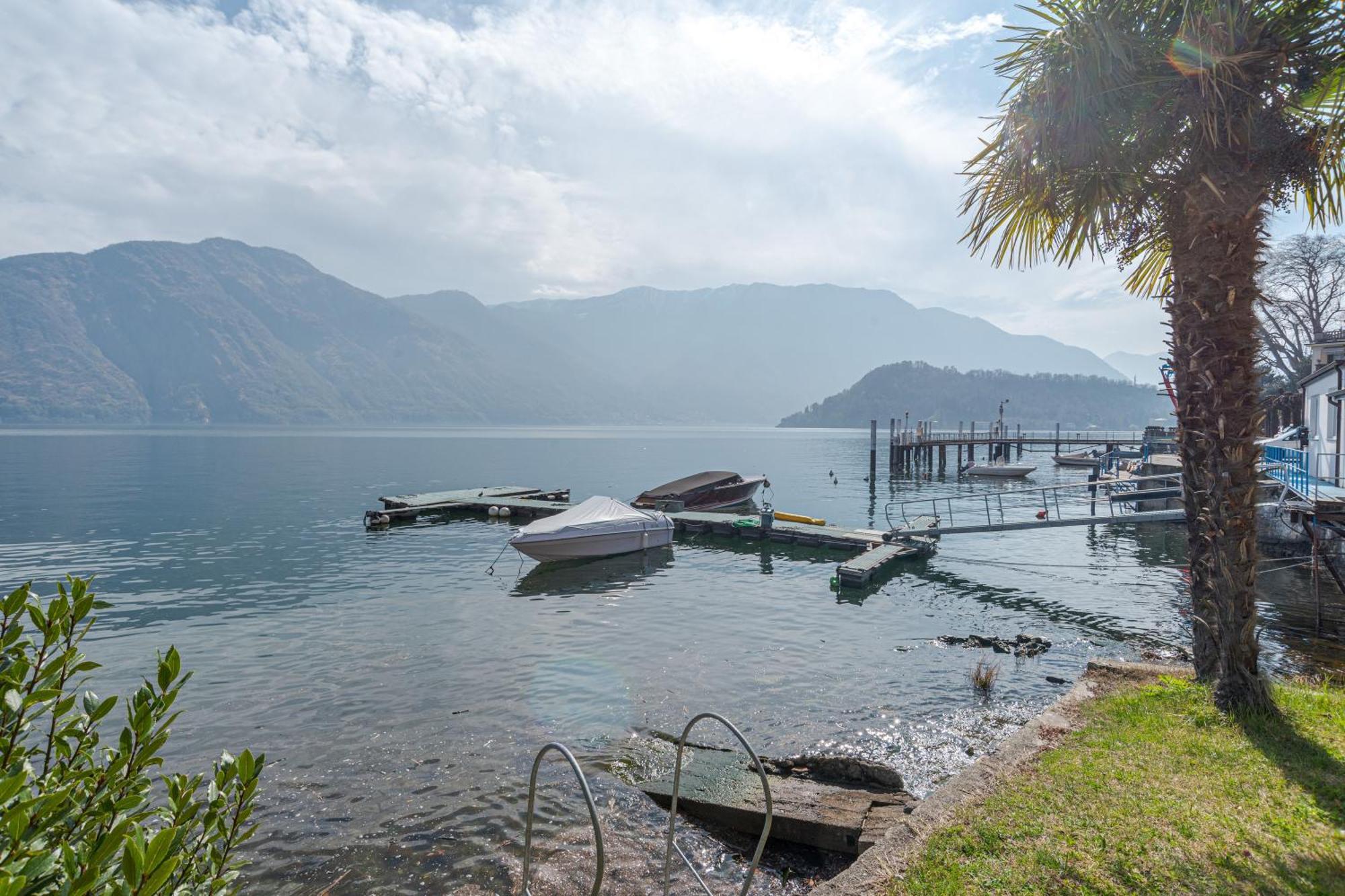 Casetta Al Lago Mezzegra Luaran gambar